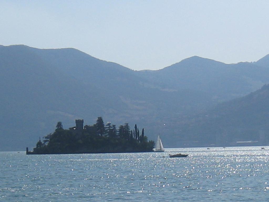 Casa Curlo Bed & Breakfast Calvagese Della Riviera Exterior photo
